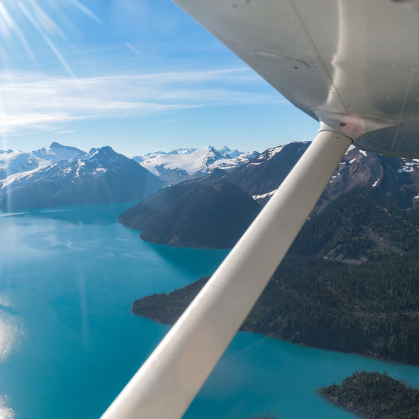 Evergreen Adventures - Glaciers & Whistler by Air